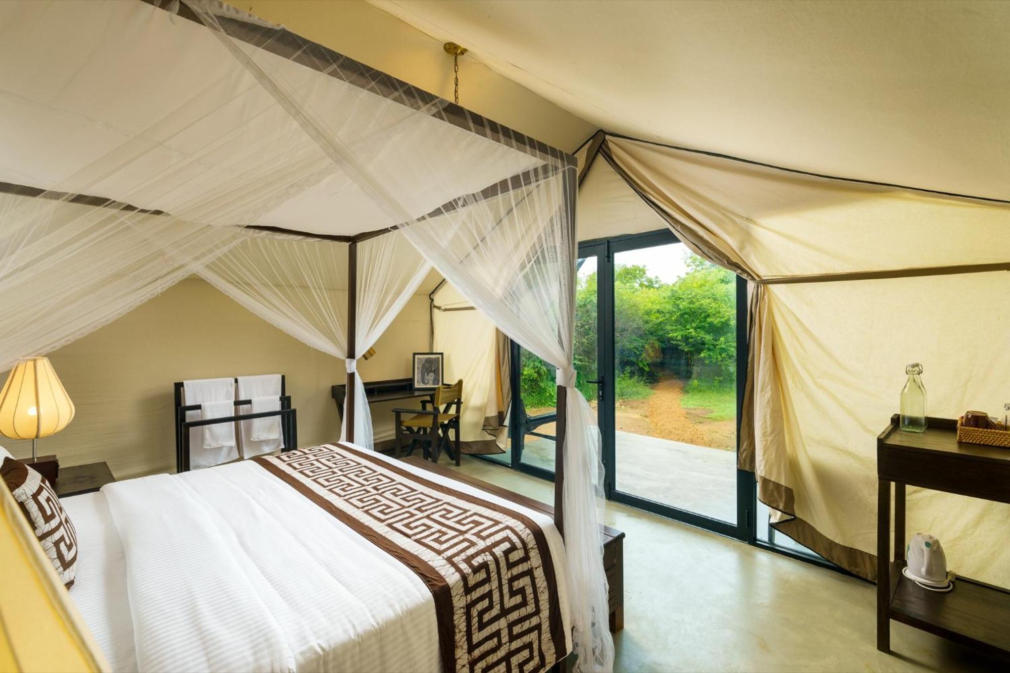 Makini Bush Camp, Yala Hotel Buitenkant foto