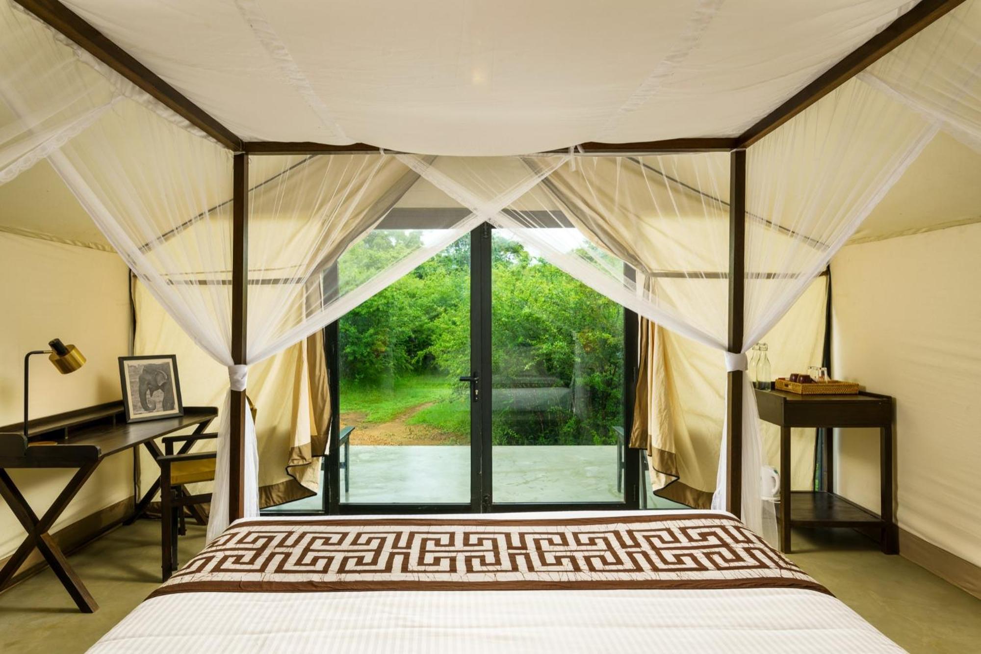 Makini Bush Camp, Yala Hotel Buitenkant foto