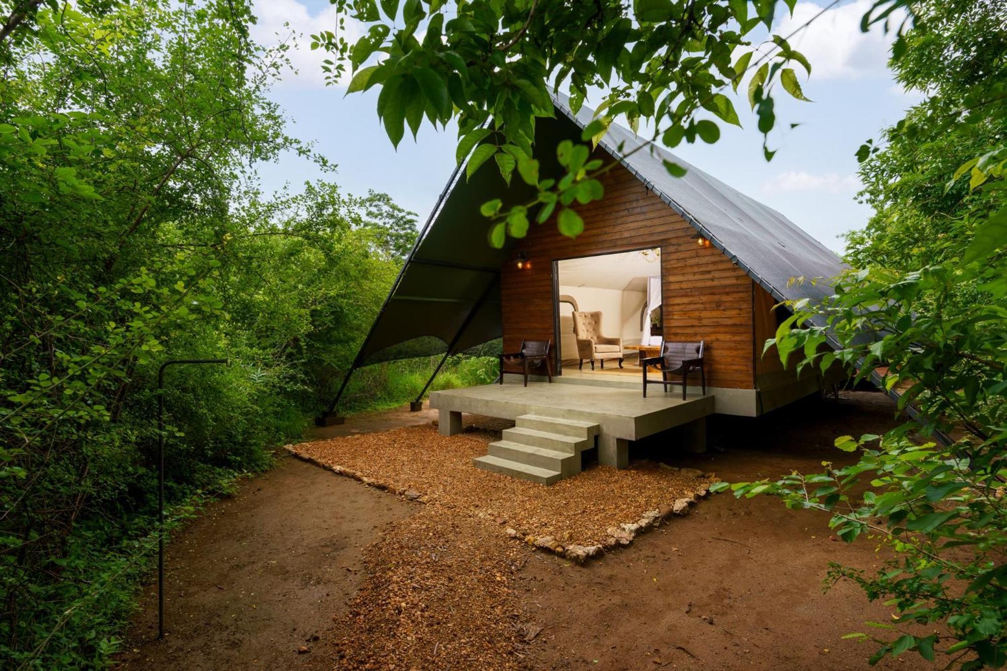 Makini Bush Camp, Yala Hotel Buitenkant foto